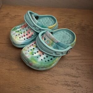 Colorful Kids' Tie-Dye Sandals